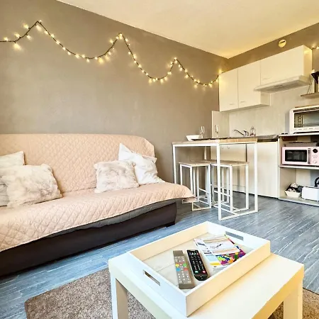 Apartament A La -